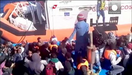 Download Video: Immigrazione: decine di dispersi dopo affondamento barcone