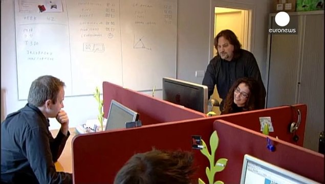 Unpaid bills pile pressure on European firms