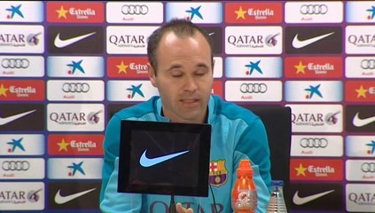 Iniesta: "Nos jugamos una Liga en noventa minutos. Es muy fuerte"