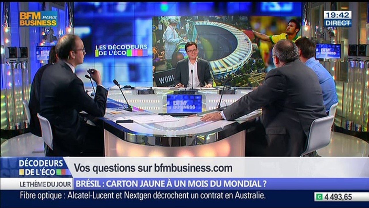 Brésil: faut-il adresser un carton jaune à un mois du Mondial ?, dans Les Décodeurs de l'éco - 12/05 2/5