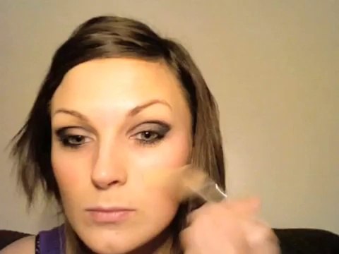 Nelly Furtado (Broken strings) inspired make-up tutorial