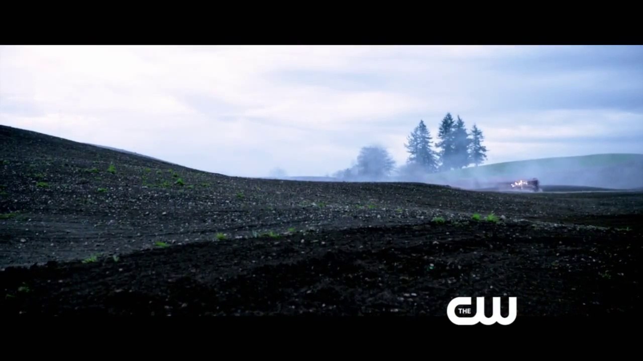 Arrow - 2x23 - Unthinkable Trailer + The Flash teasing [VO|HD]