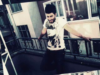 KARALAR BAĞLADIM YARİM