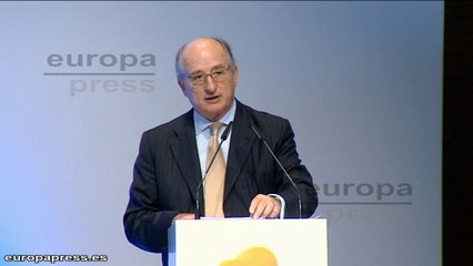 Brufau dice que conflicto Ucrania "obliga a reflexionar"