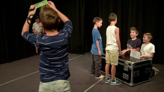 Camion des mots - Classe de CM2 de l'école Le Château d'Ollioules (83)