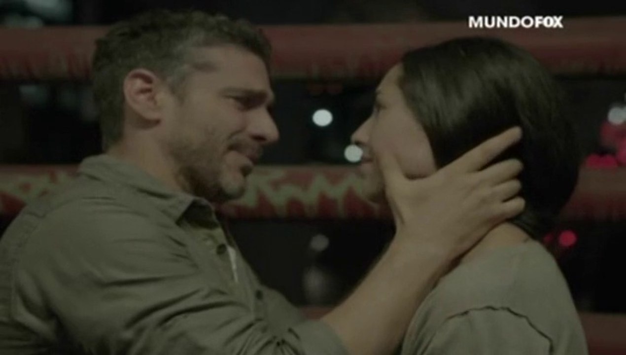 Leo Sbaraglia- Barbara Moris- Dos Lunas 12º capitulo