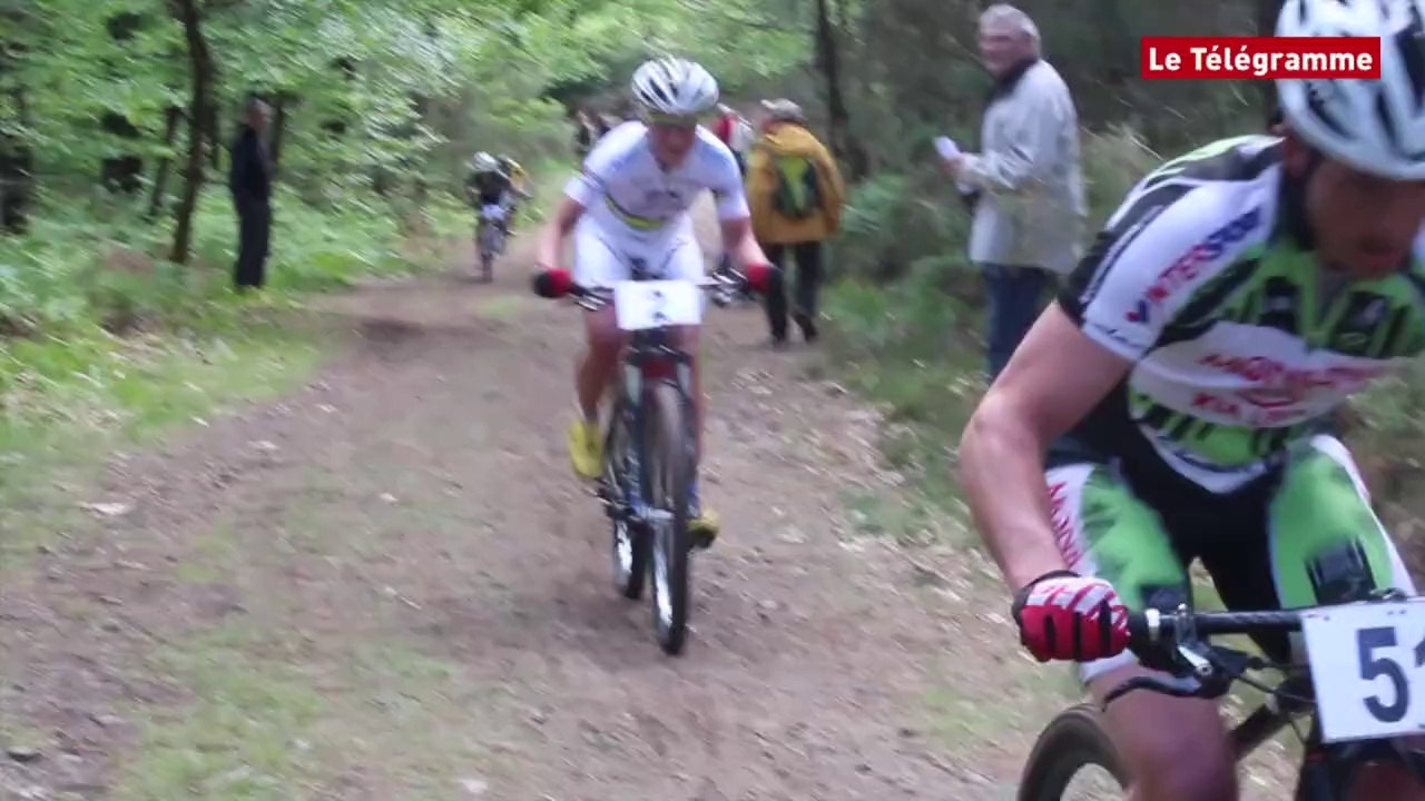 VTT. Championnats de Bretagne : Le Corre sacré, Bresset en touriste