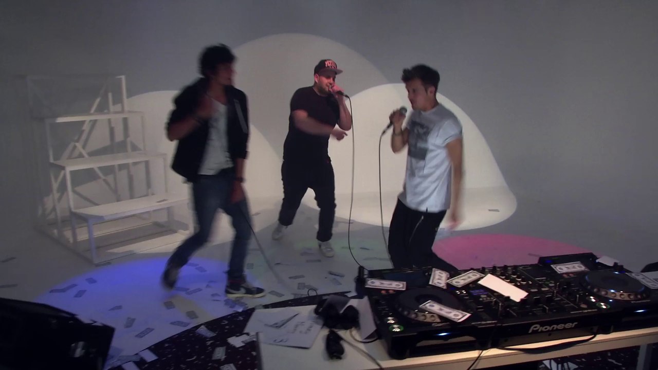 PZK - Money Money (LIVE)