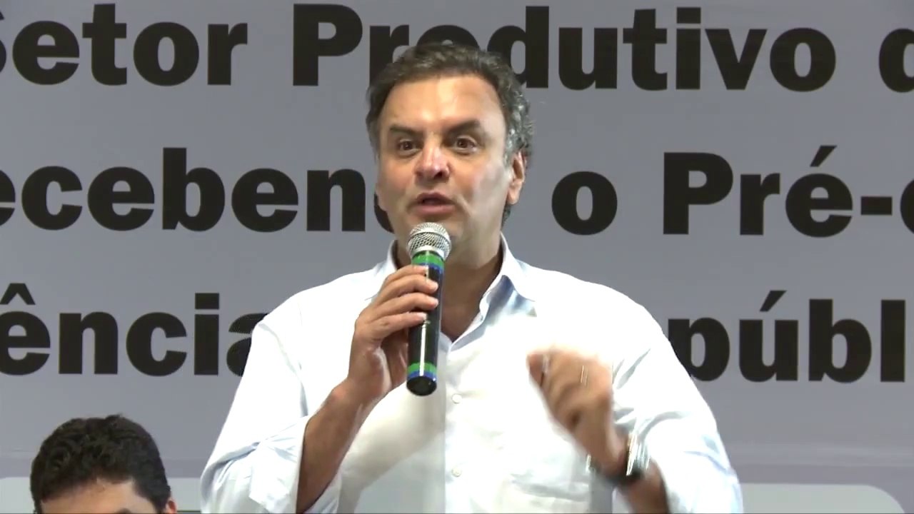 Aécio Neves: Sou político integralmente! É presidente em 2014!