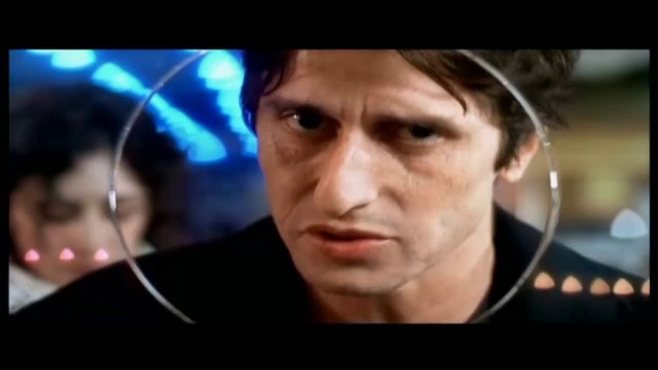 Escena de la boleteria de No Sos Vos Soy Yo (2004)