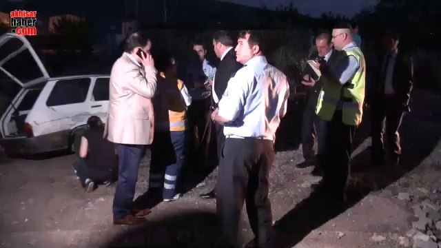 Yunus Emre Belediye Başkanı Çerçi ve Ak Parti İl Başkanı Baybatur Akhisar’da Kaza Yaptı