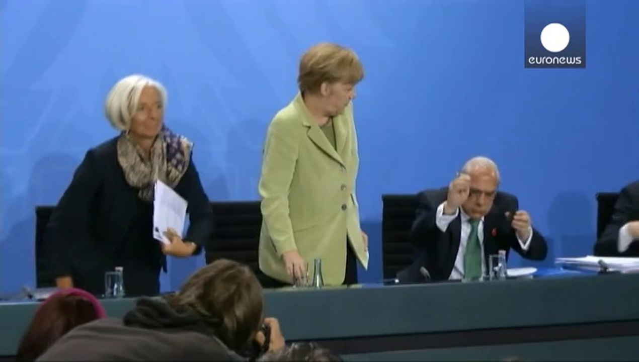 Crisis legacy overshadows global economic recovery