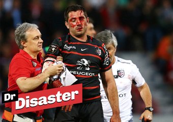 Un joueur de rugby quitte le terrain en sang après un coup à la tête / Dr Disaster
