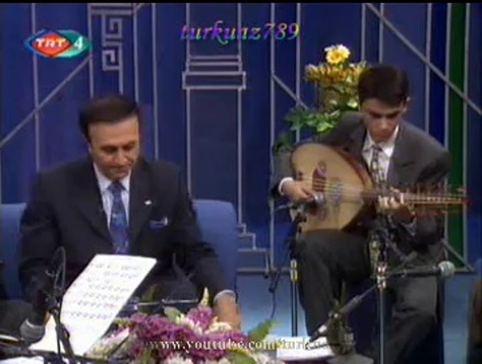 Onur AKKUŞ (Ud)-NİHÂVEND SAZ SEMAİSİ (Beste: Cinuçen TANRIKORUR)