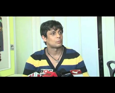 Vikram Singh to fight Tiger in Heropanti - IANS India Videos