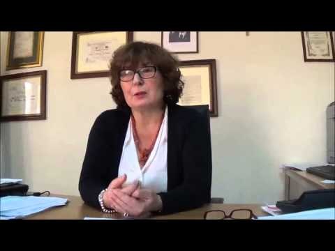 Aversa (CE) - Il cancello della Cimarosa chiuso, parla la dirigente (13.05.14)