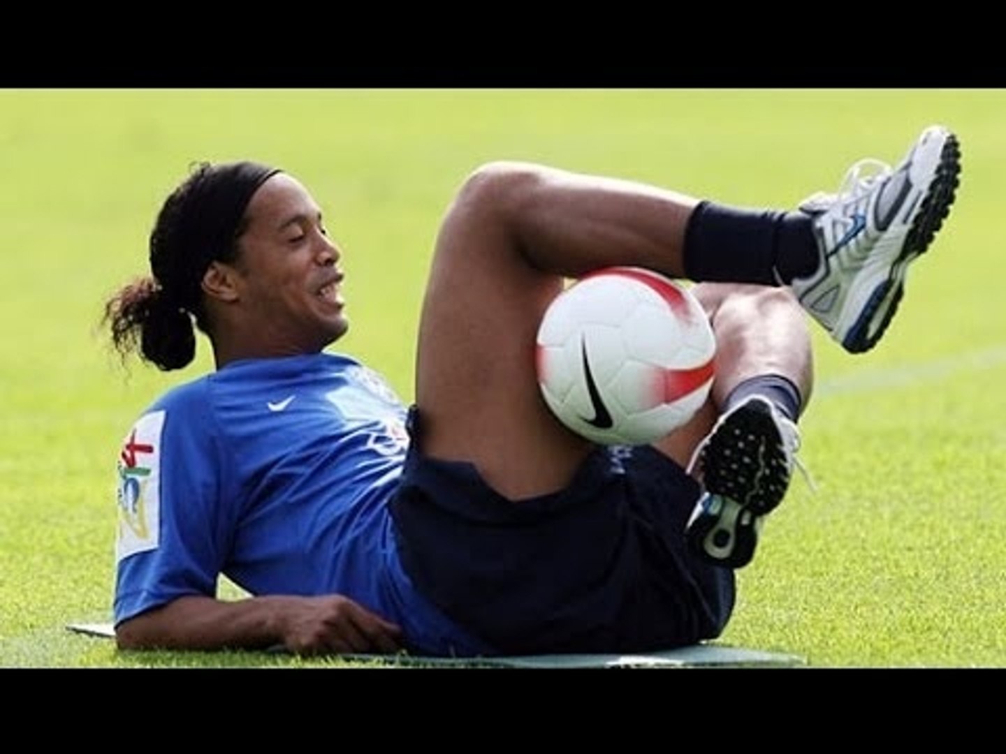 Ronaldinho Freestyle Mix - Vidéo Dailymotion