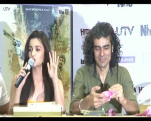 Alia prefers to be STUPID