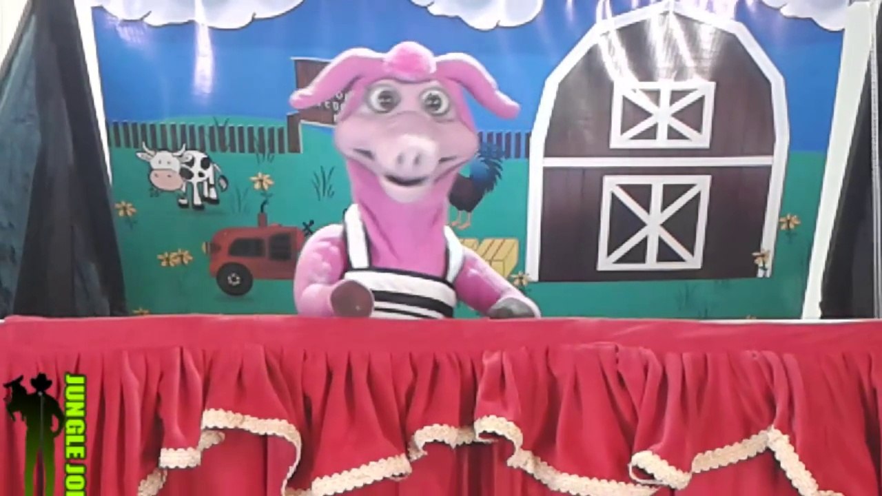 Three Little Pigs show
