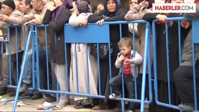 Soma Devlet Hastanesinde Bekleyiş Sürüyor