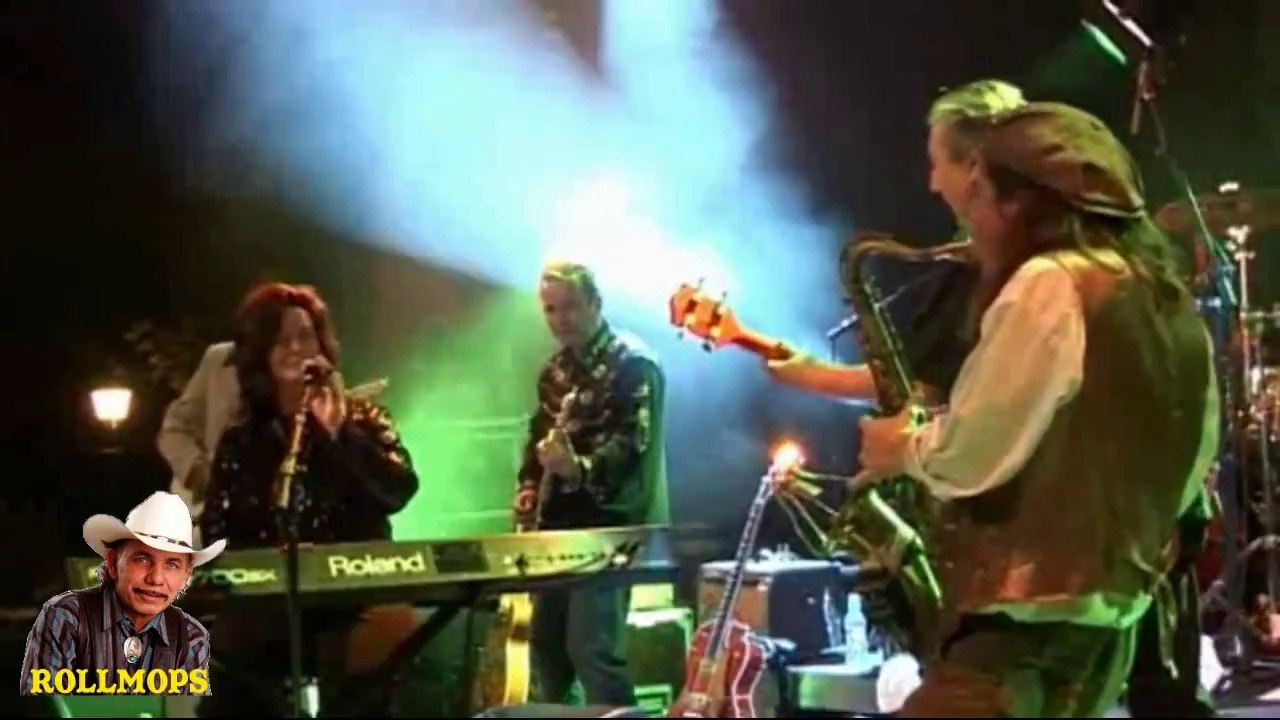 LINDA GAIL LEWIS " ROLL OVER BEETHOVEN & BLUE SUEDE SHOES & SHAKE RATTLE AND ROLL  " " ROLLMOPS "