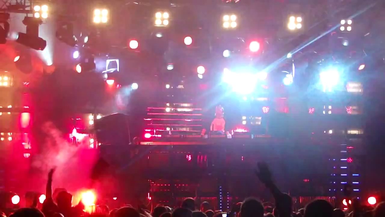 Video Prodigy - David Guetta remix - Smack My Beat Up