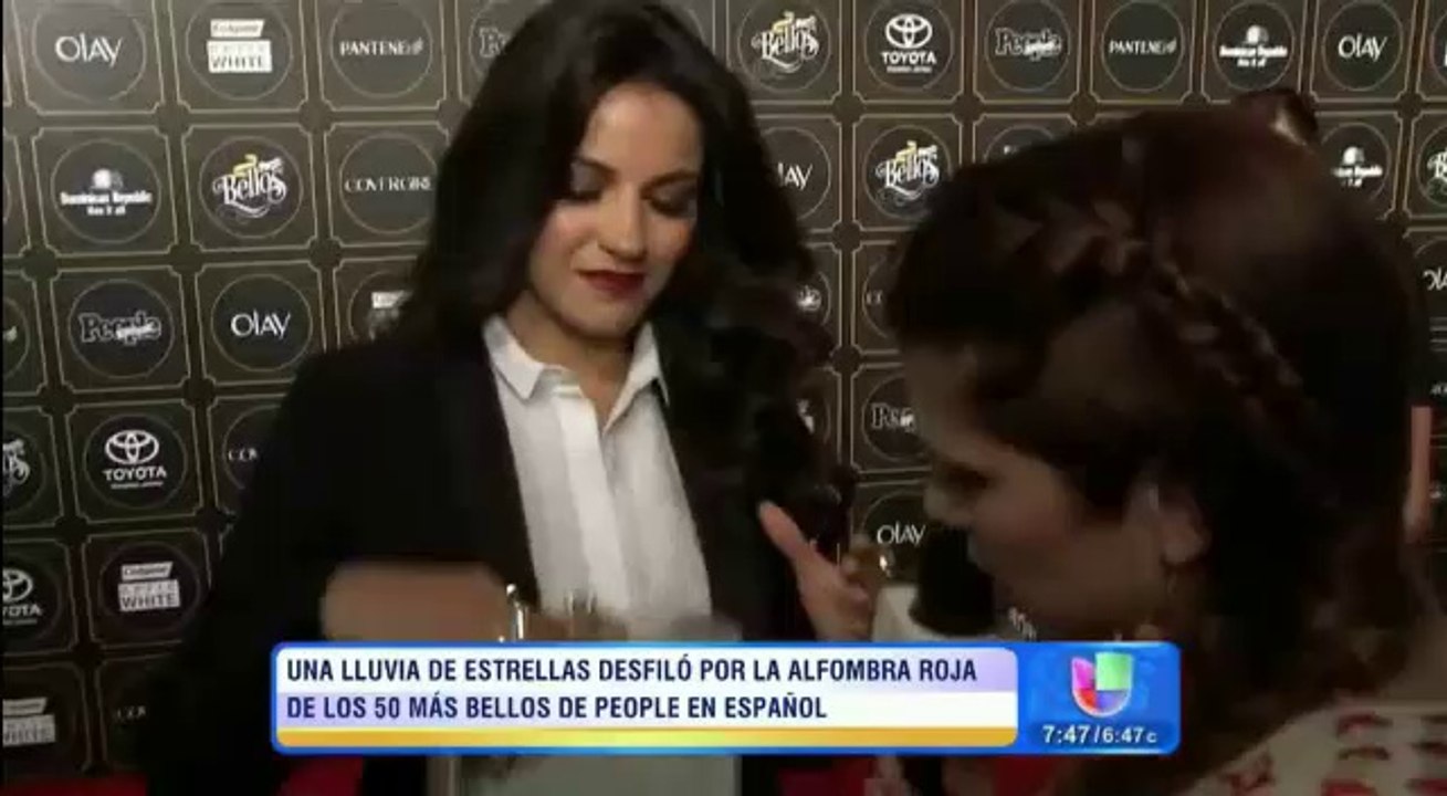 Maite Perroni [@MaiteOficial] Explica su Look para AR de 50+Bellos 2014