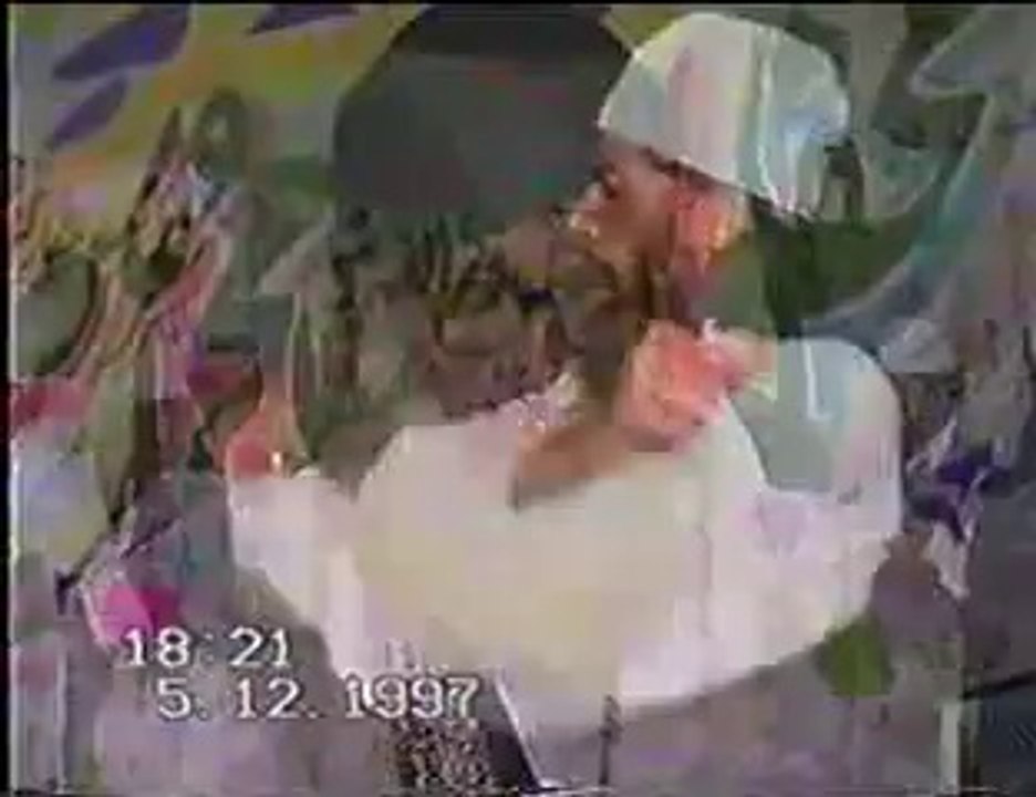 vlc-record-2012-01-02-06h32m50s-vlc-record-2012-01-02-06h30m