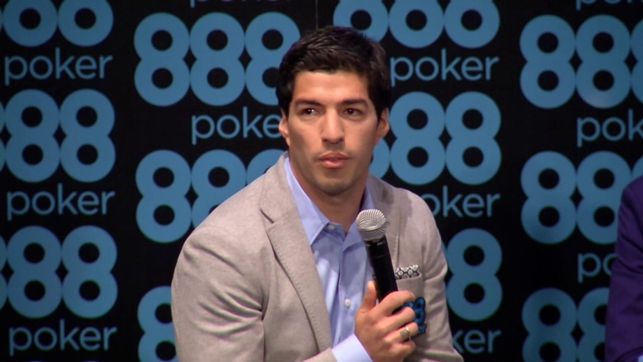 Luis Suárez: "Un orgullo pelear la Bota de Oro con Messi y CR7"