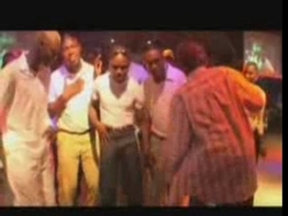 Coupe decale.Doug Saga Sagacite