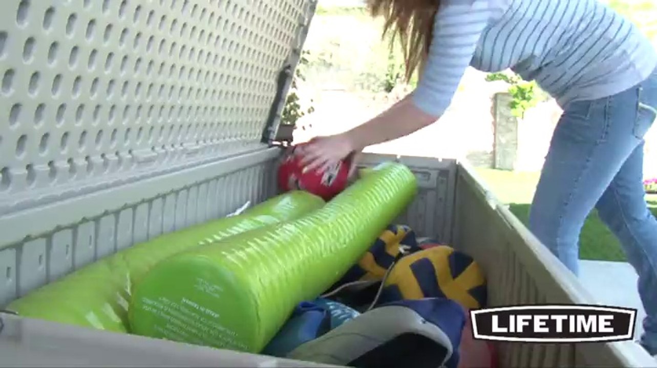 Lifetime Pickleball, Badminton & Quickstart Tennes Net Set!