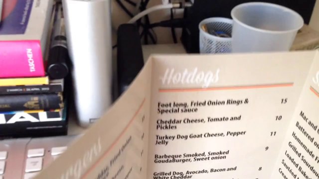 Tri-Fold Brochures Printing Services