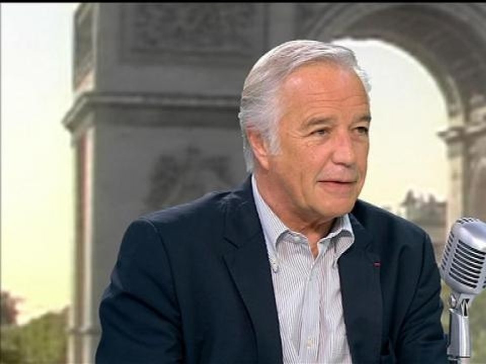 Rebsamen sur Royal: "Elle a sa place mais doit se limiter à ses dossiers" - 15/05