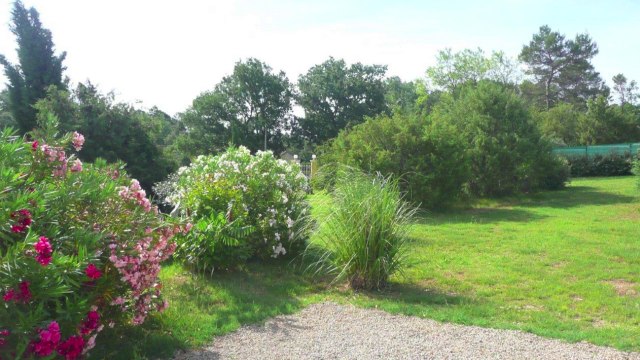 VILLA à vendre LES ARCS SUR ARGENS - 160m² - Piscine - Terrain 4 000m²