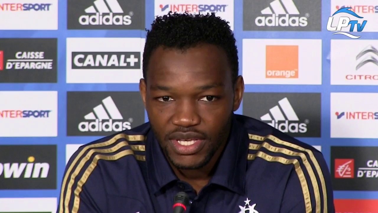 Anigo et Mandanda sur Gabi Heinze
