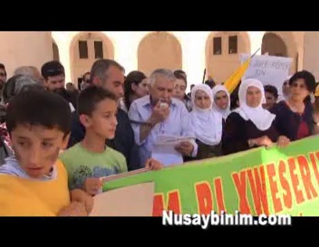 15 Mayıs Kürd Dil Günü için Nusaybin'de yürüyüş