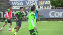 تدريبات المنتخب المكسيكي خلال استعداده لكأس العالم 2014