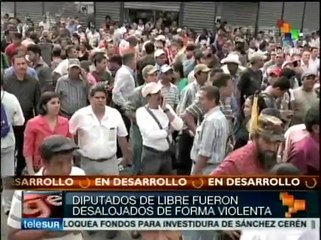 Agresiones contra Libre provienen del gobierno hondureño