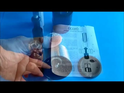 Eparé Battery Operated Salt or Pepper Mill and Grinder Review