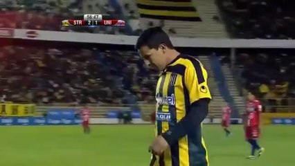 Köpeği Hırpalayan Futbolcuya Top Toplayıcı Çocuk Tepkisi