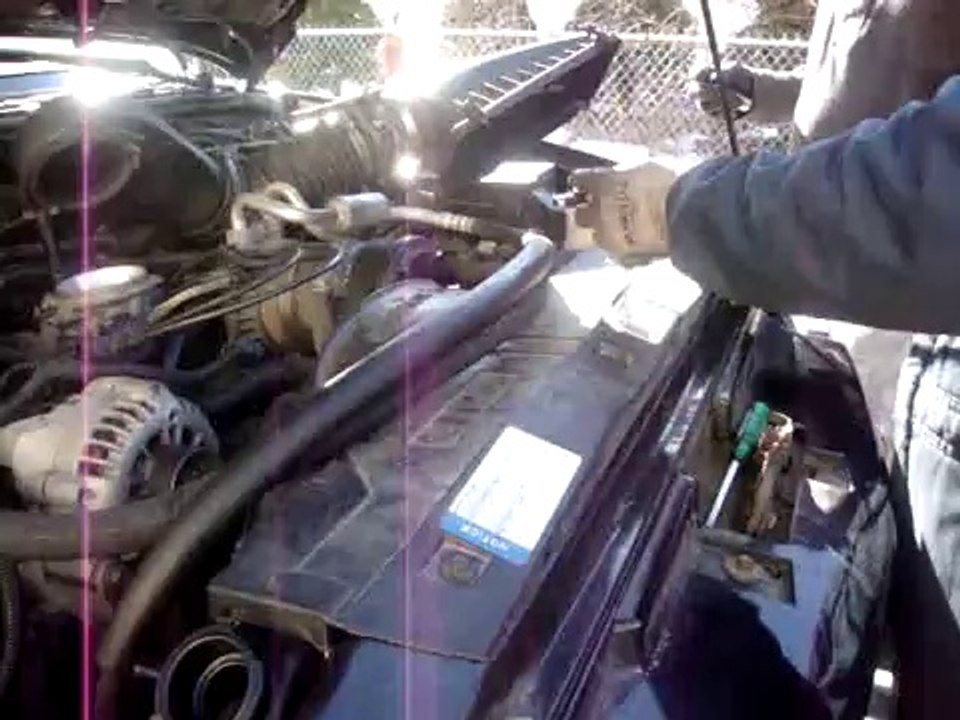 como cambiar un radiador de auto Chevrolet Blazer 1998-2006