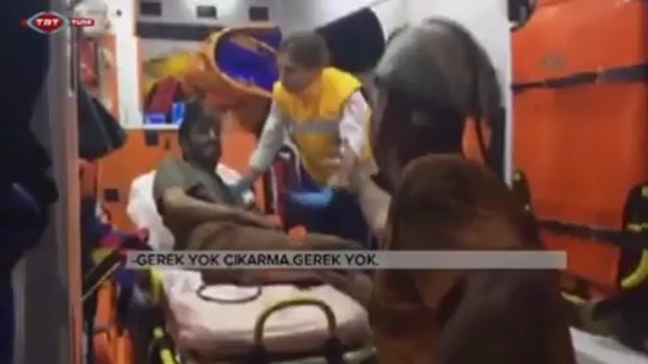 Soma Çizmelerimi Çıkarım mı ? Kir Yapmasın (Yıkıldığımız An)