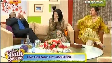 Dua Malik Started Fighting With Mrs Khan on Her Jumla Of Shohar Joru Ka Ghulam Funny and Hillarious