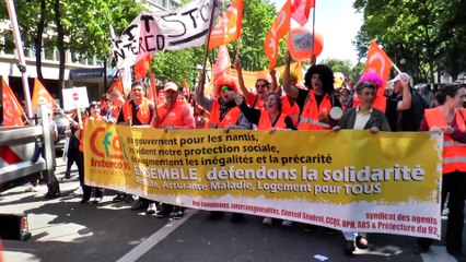 Manifestation des fonctionnaires contre le gel du point d'indice