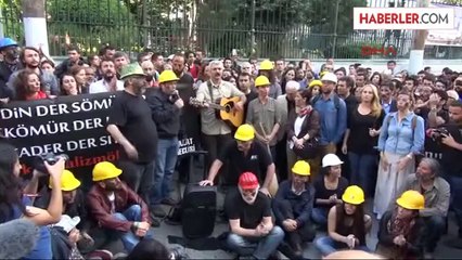 Galatasaray Meydanı'nda Soma İçin Eylemler