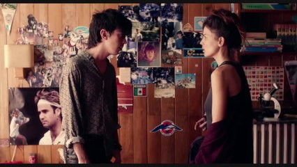 'Todos están muertos' - Tráiler (HD)