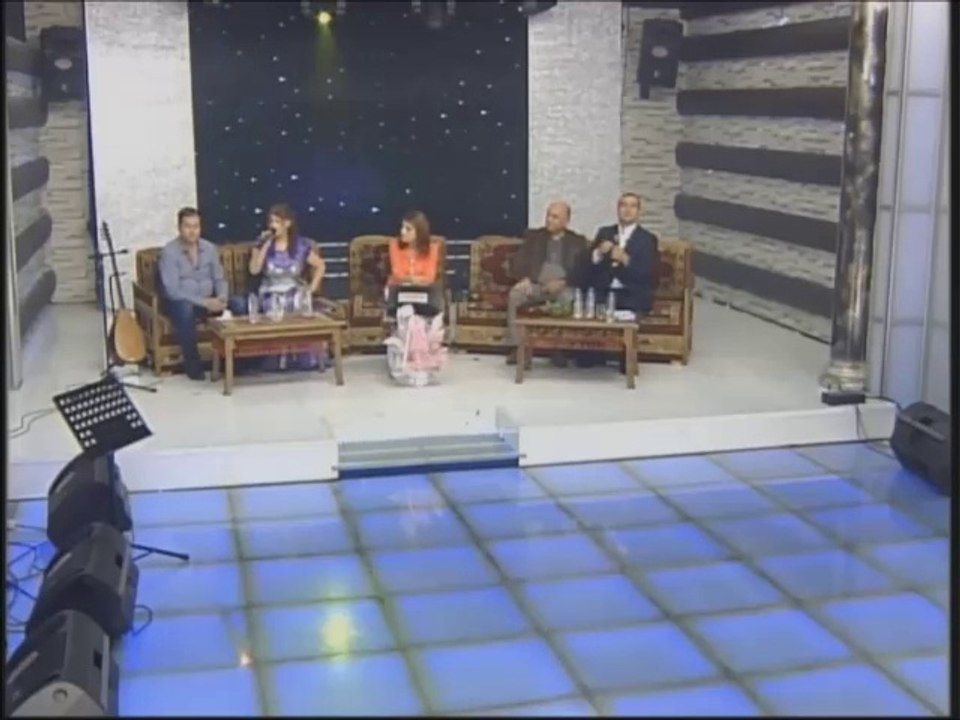 GÖNÜL GÜLHAN & ENGİN NURŞANİ & METİN ÇİFTLİK - MUTLUMUSUN