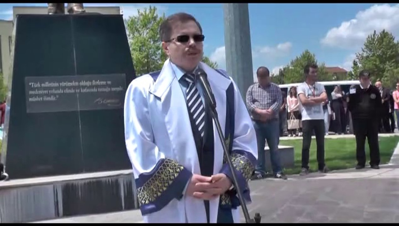 UŞAK ÜNİVERSİTESİ SOMA'DA VEFAT EDENLER İÇİN TÖREN DÜZENLENDİ