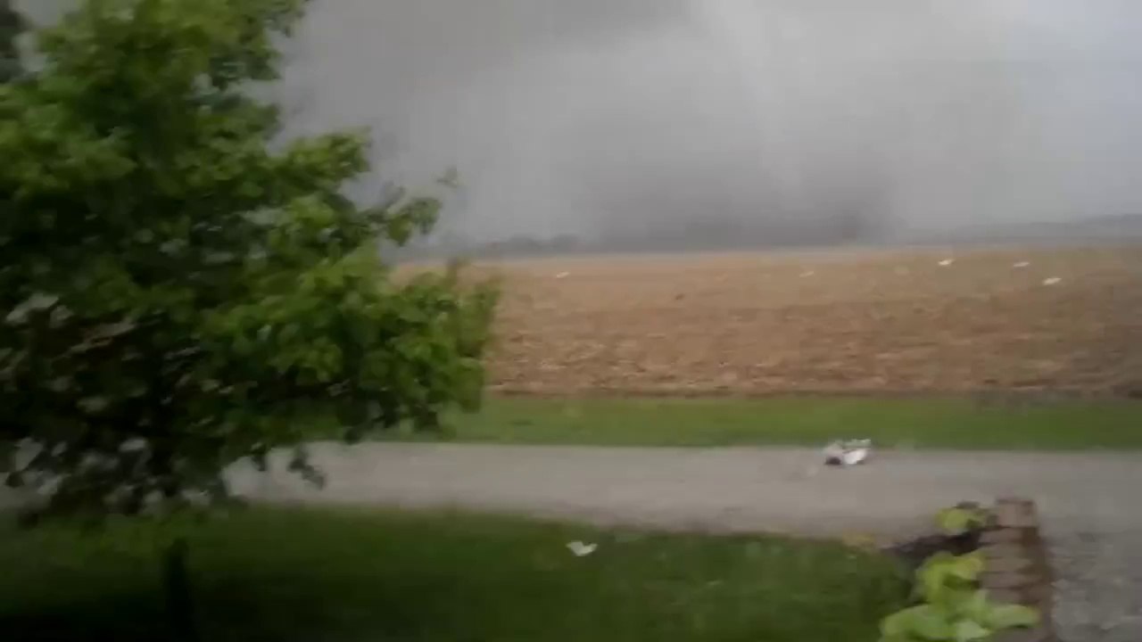 Cedarville Tornado Video 15.05.2014