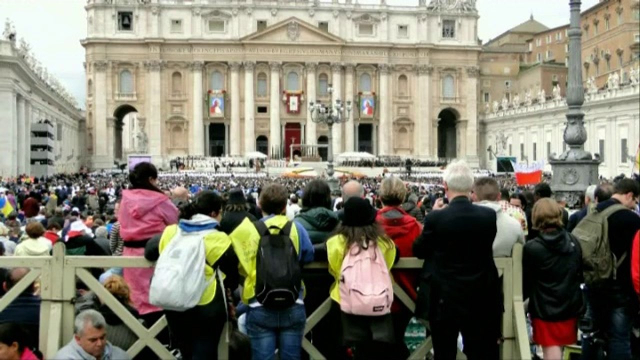 CANONISATION JEAN XXIII et JEAN-PAUL II - (FILM 52)